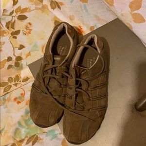 Cute brown sneaker